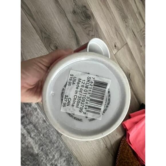 EUC Set of Starbucks Holiday mugs w no lids red white 7 inch festive Christmas - Picture 4 of 5